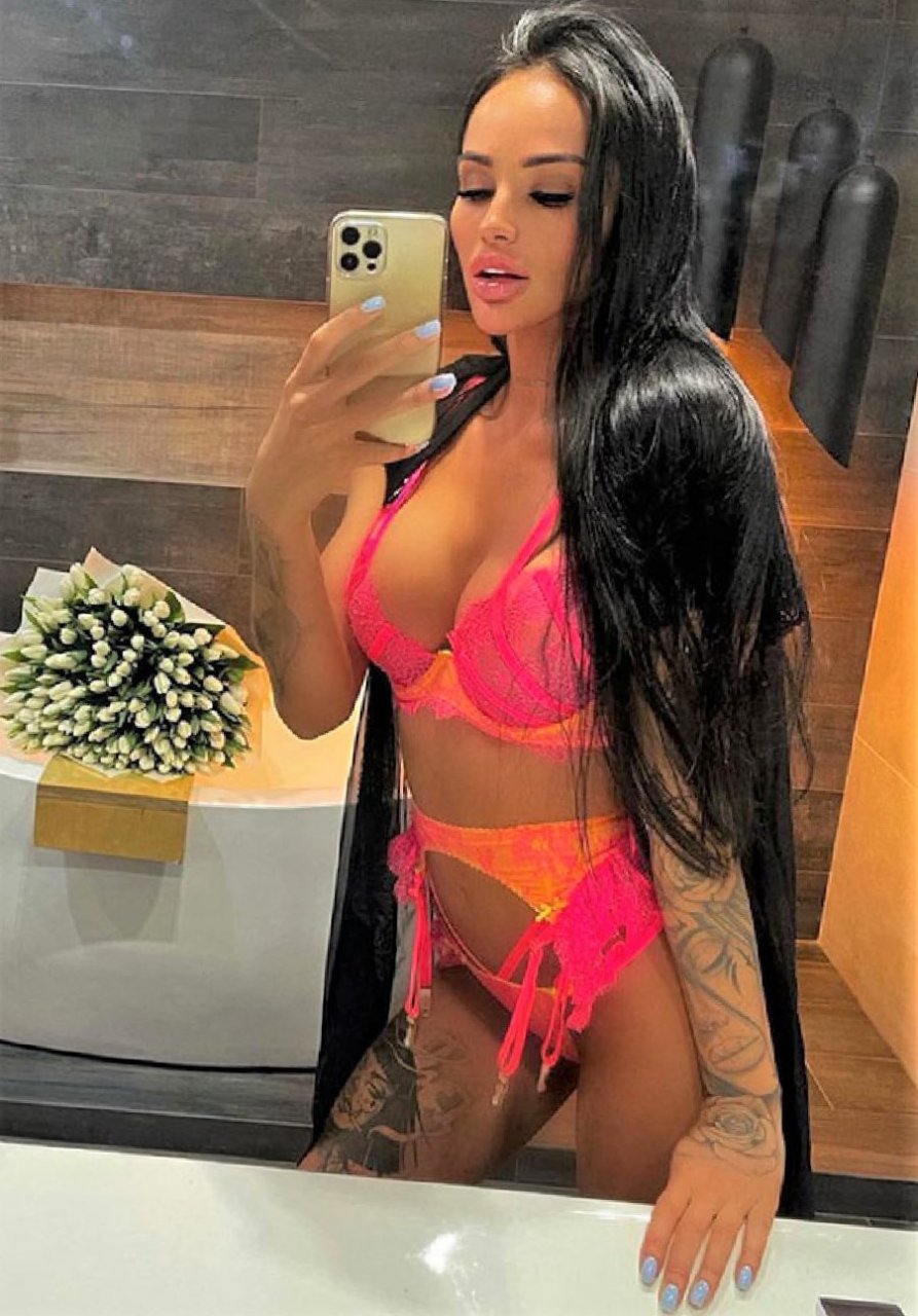Елена - Проститутка Санкт-Петербурга +7(911)830-07-53 Елена - Проститутка Санкт-Петербурга +7(911)830-07-53